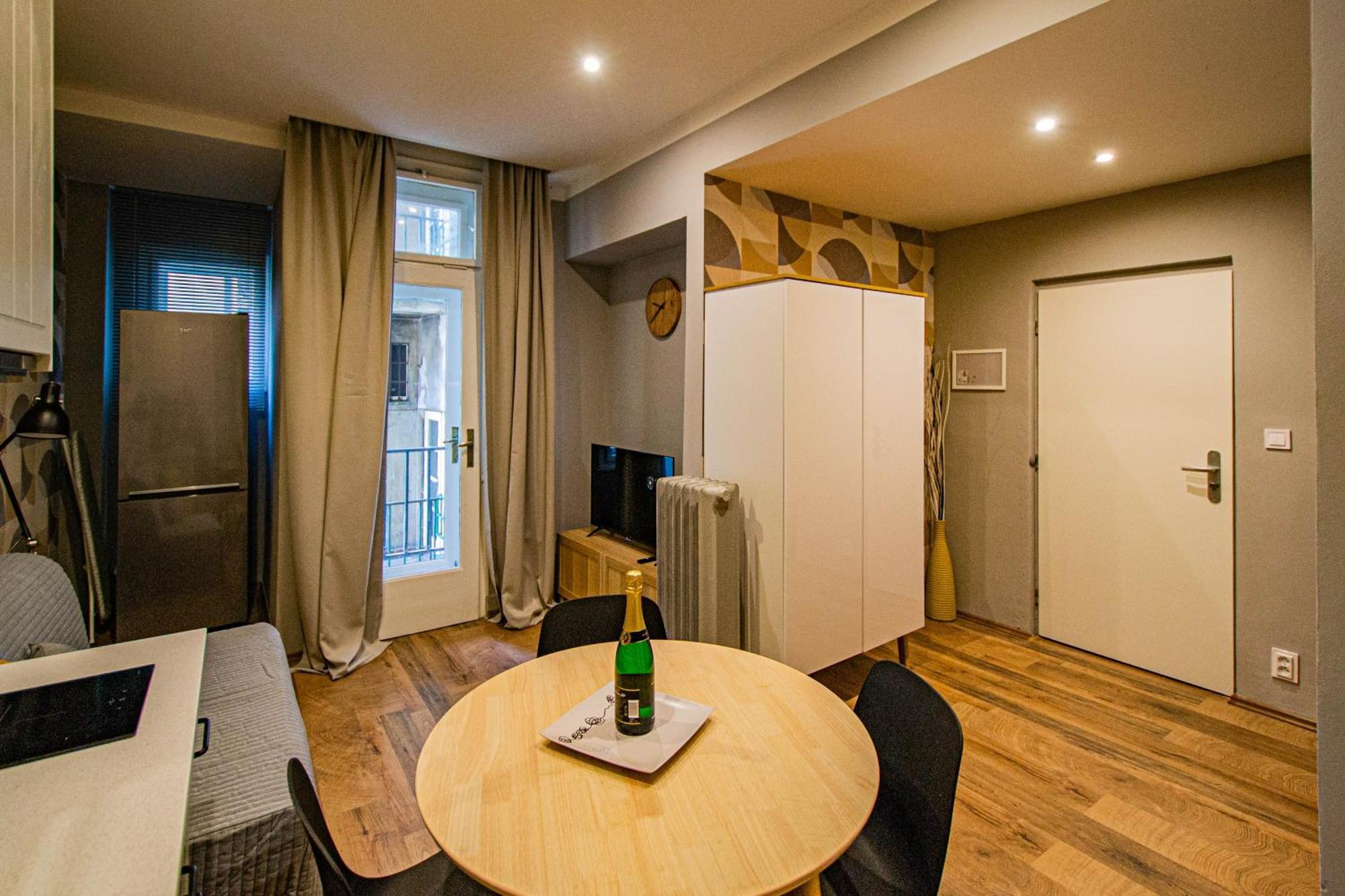 Cozy Studio In The Main City Center Πράγα Εξωτερικό φωτογραφία